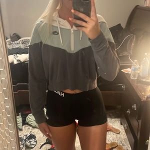 Nike cropped hoodie
